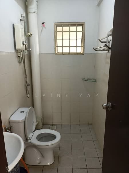 Service Residence for Rent at Avelon Tower @ Plaza Medan Putra - Elaine Yap - Bathroom - PropertyGuru.com.my