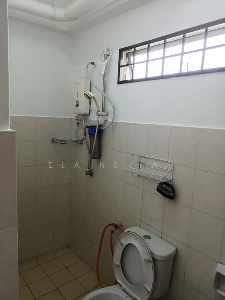 Service Residence for Rent at Avelon Tower @ Plaza Medan Putra - Elaine Yap - Bathroom - PropertyGuru.com.my