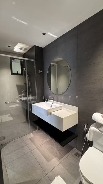 Servis Apartment untuk Dijual di Sunway Cochrane - Julie Lee - Bathroom - PropertyGuru.com.my