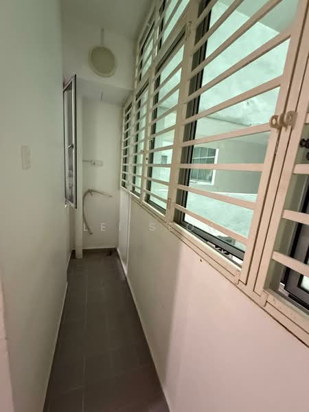 The Golden Triangle Condominium untuk Untuk Dijual - RM 580,000, Mac 2026 - Balcony - PropertyGuru.com.my