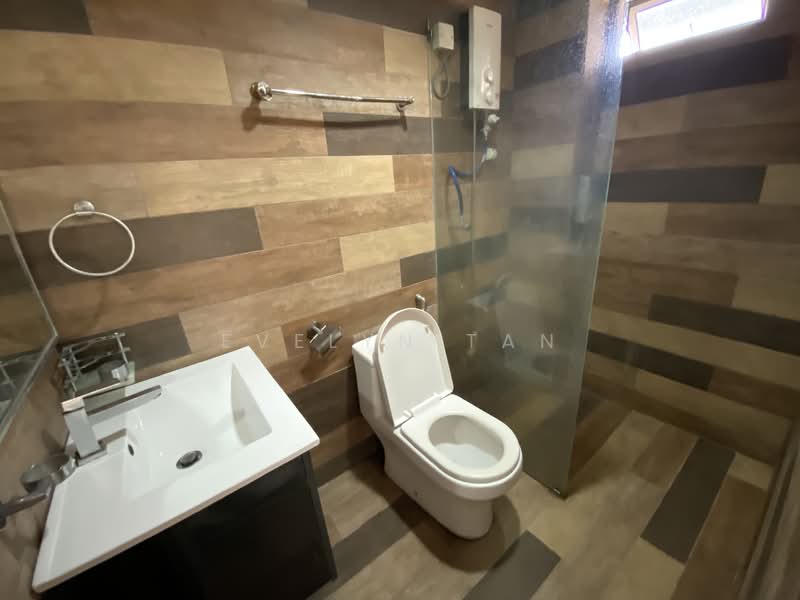 Apartment for Sale at Starville - Evelyn Tan - Bathroom - PropertyGuru.com.my