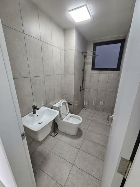 Condominium for Rent at EdgeWood Residences @ SkySanctuary - Alan Chin - Bathroom - PropertyGuru.com.my