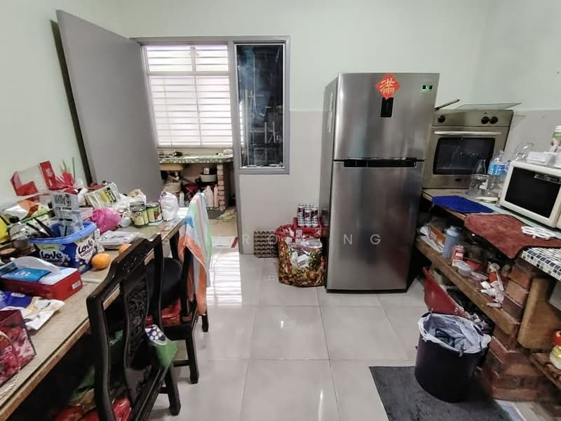2-storey Terraced House for Sale in Taman Nusa Sentral (Iskandar Puteri (Nusajaya)) - Sharon Ng - Kitchen - PropertyGuru.com.my