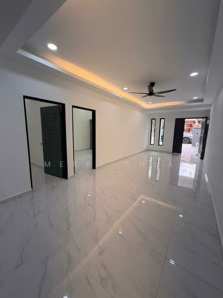 1-storey Terraced House for Sale in Skudai (Johor) - Merry Chua - Living Room - PropertyGuru.com.my