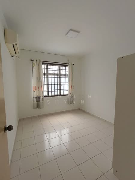 Villa Krystal @ Bandar Selesa Jaya untuk Untuk Dijual - RM 270,000, Mac 2026 - Interior - PropertyGuru.com.my