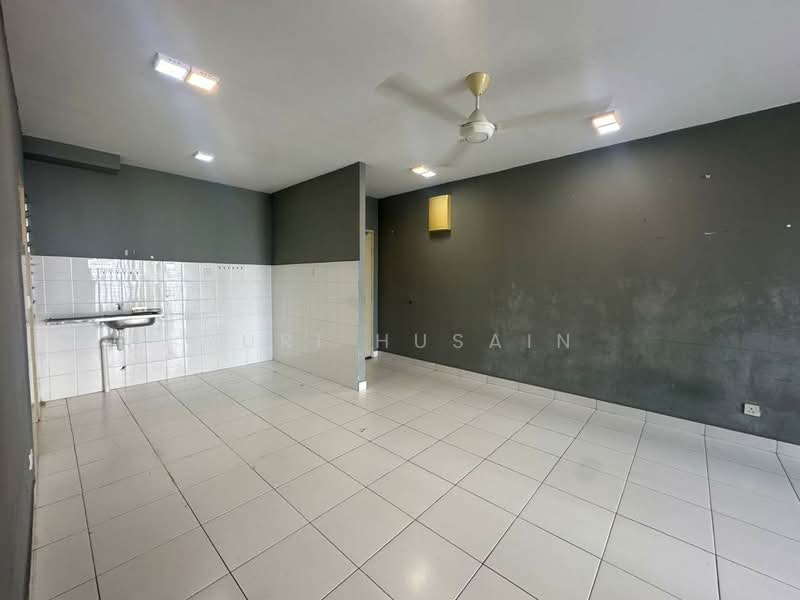 Apartment for Sale at Seri Pinang - YURI HUSAIN - Kitchen - PropertyGuru.com.my