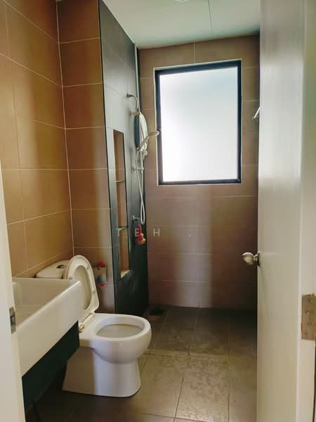 Service Residence for Sale at You Residences @ You City - Teh . - Bathroom - PropertyGuru.com.my