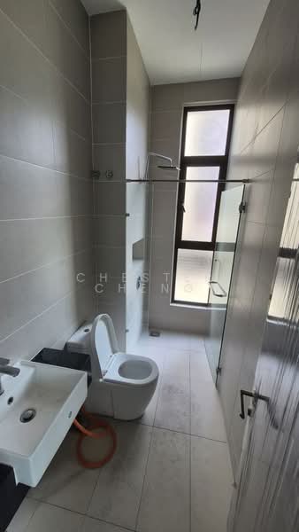 Semi-Detached House for Sale in Putra Heights (Subang Jaya) - Chester Cheng - Bathroom - PropertyGuru.com.my