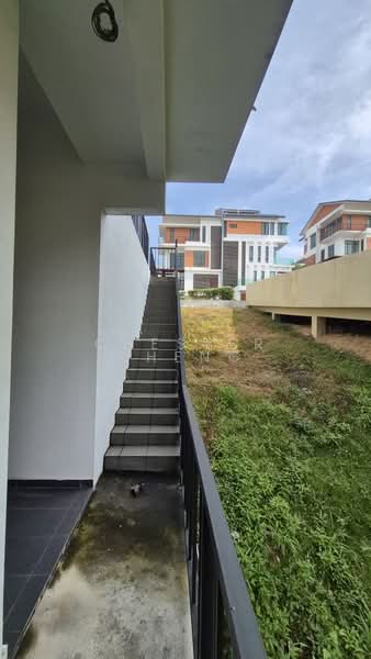 Semi-Detached House for Sale in Putra Heights (Subang Jaya) - Chester Cheng - Exterior - PropertyGuru.com.my