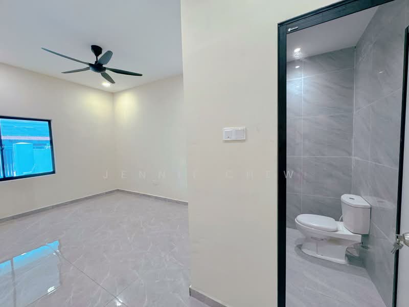 1-storey Terraced House for Sale in Gelang Patah (Johor) - Jennie Chew - PropertyGuru.com.my