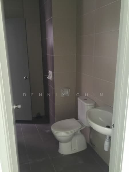 Condominium for Sale at D'suria Condominium - Dennix Chin - Bathroom - PropertyGuru.com.my