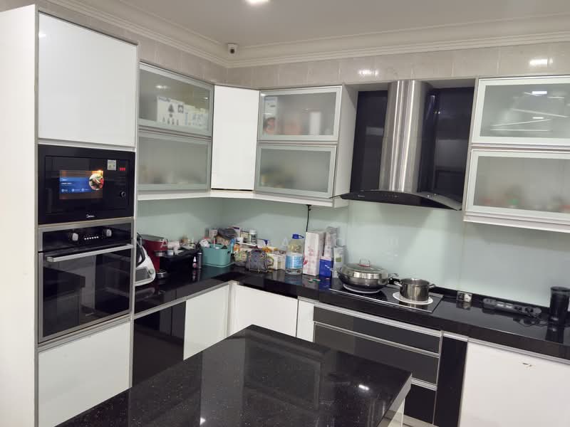 Bungalow for Sale in Subang Jaya (Selangor) - Najib Ayoubi - Kitchen - PropertyGuru.com.my