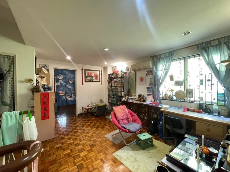 3-storey Terraced House for Sale in Jalan Ipoh (Kuala Lumpur) - Yanis Cheong - Living Room - PropertyGuru.com.my