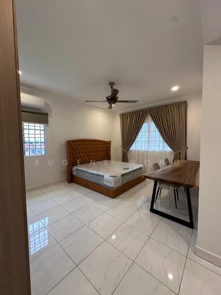 Semi-Detached House for Rent in Bandar Putra Permai (Seri Kembangan) - Eugene Wong - Bedroom - PropertyGuru.com.my