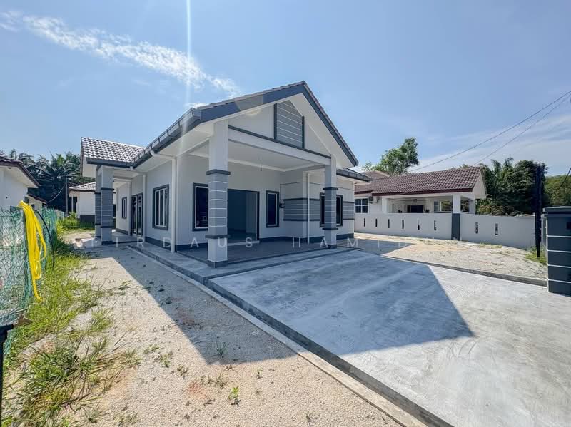Bungalow for Sale in Mahkota Hills (Lenggeng) - Firdaus Hamidun - Exterior - PropertyGuru.com.my