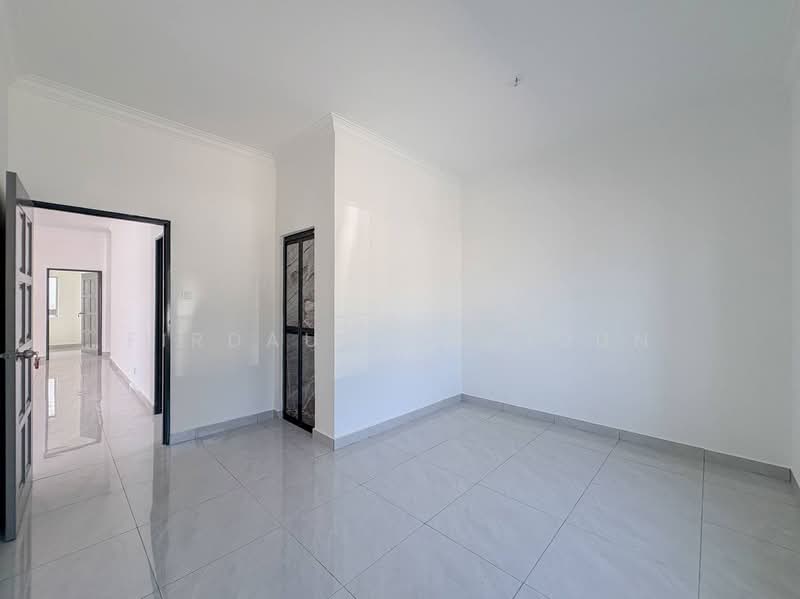 Bungalow for Sale in Mahkota Hills (Lenggeng) - Firdaus Hamidun - PropertyGuru.com.my