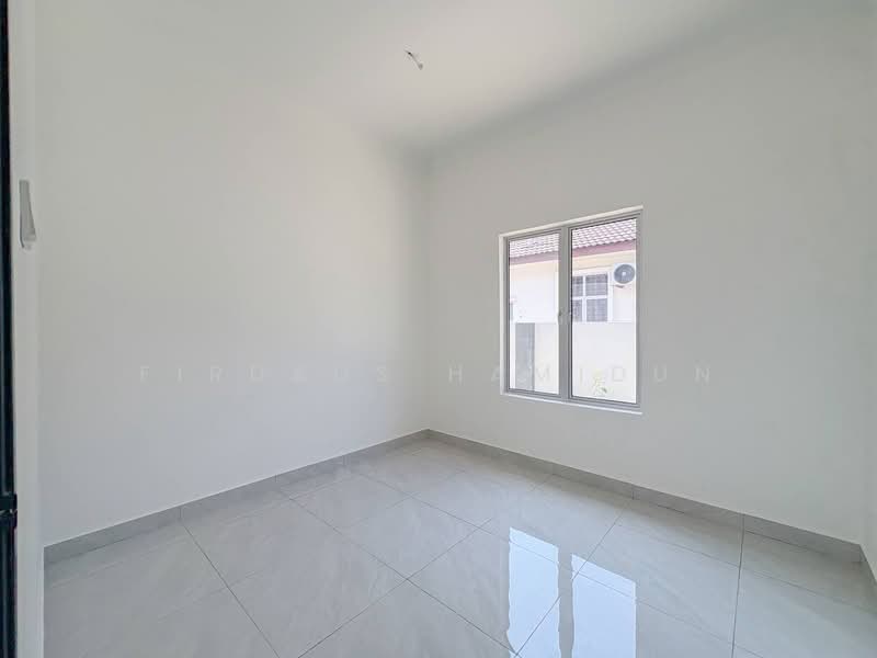 Bungalow for Sale in Mahkota Hills (Lenggeng) - Firdaus Hamidun - PropertyGuru.com.my