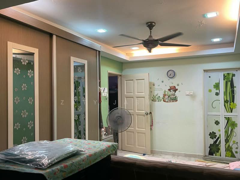 Taman Sri Gombak Fasa 9 untuk Untuk Dijual - RM 495,000, Mac 2026 - Bedroom - PropertyGuru.com.my