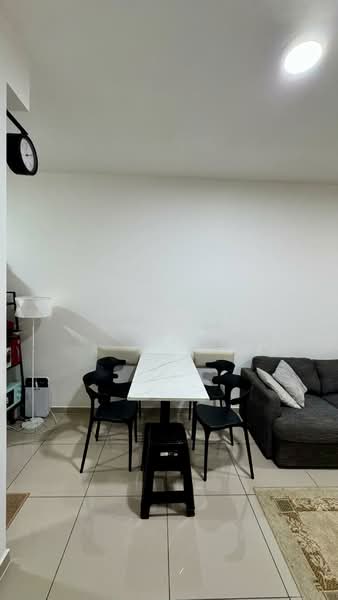 D'Vine untuk Untuk Disewa - RM 1,850 /bulan, Mac 2026 - Living Room - PropertyGuru.com.my