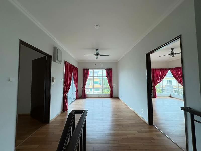 Lake Valley Avenue 4 untuk Untuk Disewa - RM 5,300,000 /bulan, Mac 2026 - Living Room - PropertyGuru.com.my
