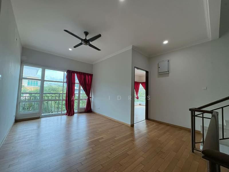 Lake Valley Avenue 4 untuk Untuk Disewa - RM 5,300,000 /bulan, Mac 2026 - Living Room - PropertyGuru.com.my