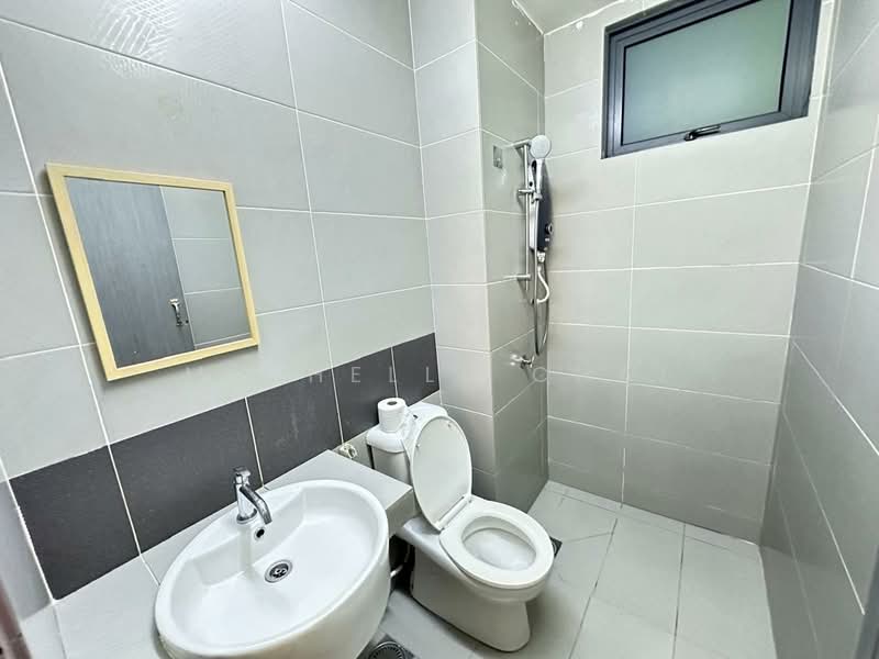 Service Residence for Rent at Amerin Residence - Michelle Chai - Bathroom - PropertyGuru.com.my