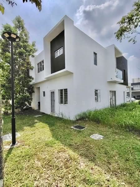 2-storey Terraced House for Sale in Dengkil (Selangor) - Ali Idris - Exterior - PropertyGuru.com.my