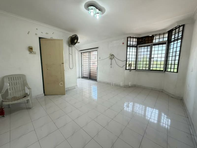 Townhouse for Sale in Ipoh (Perak) - Chriz Hee - Living Room - PropertyGuru.com.my