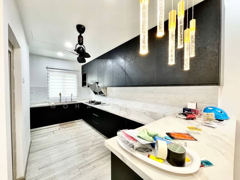 2-storey Terraced House for Sale in Bukit Rahman Putra (Sungai Buloh) - Noor Hidayah Mohamad Noor - Kitchen - PropertyGuru.com.my