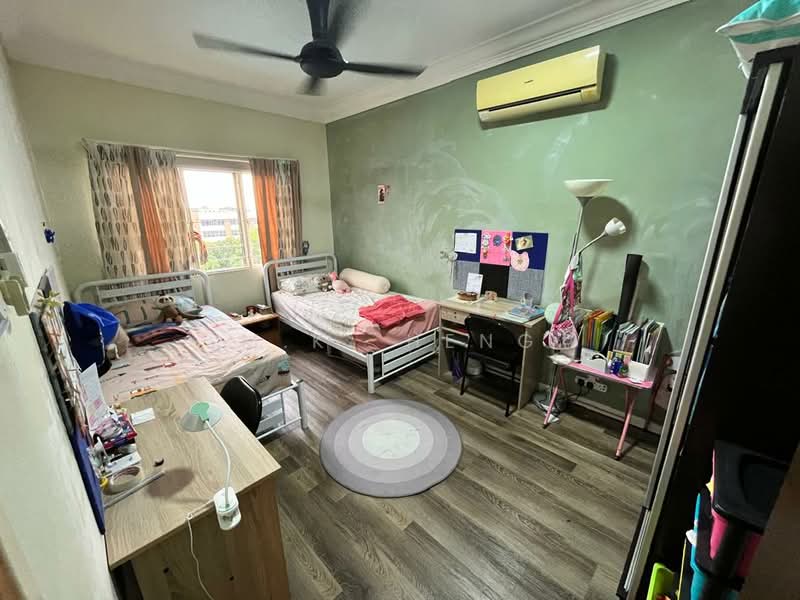 Condominium for Sale at Kondo Idaman Cheng Hua - M.K. Heng - Bedroom - PropertyGuru.com.my
