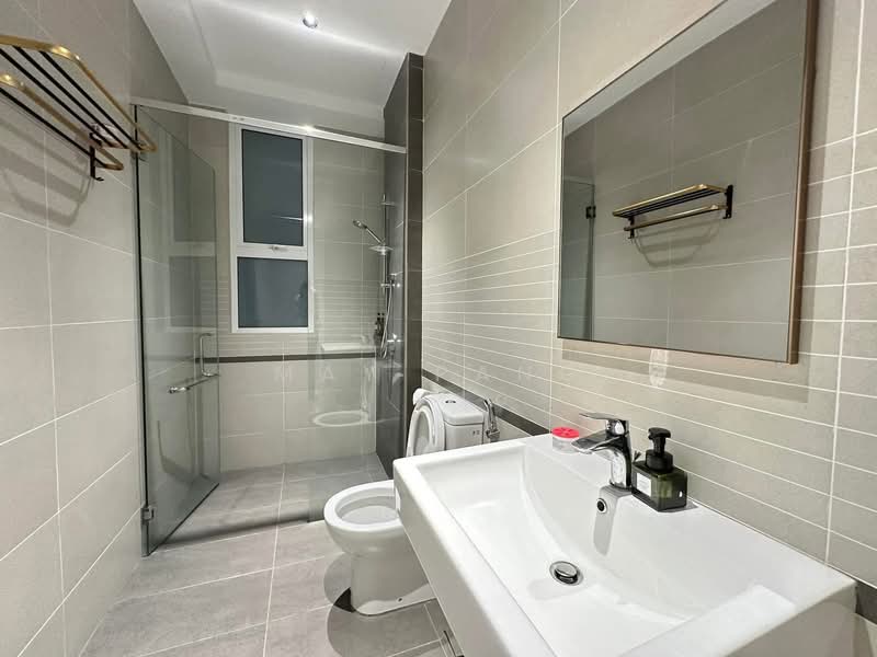Condominium for Rent at D'Suites, Horizon Hills - May Pang - Bathroom - PropertyGuru.com.my
