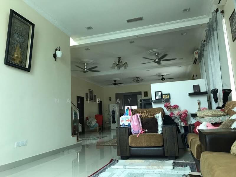 Bungalow for Sale in Subang Jaya (Selangor) - Najib Ayoubi - Living Room - PropertyGuru.com.my