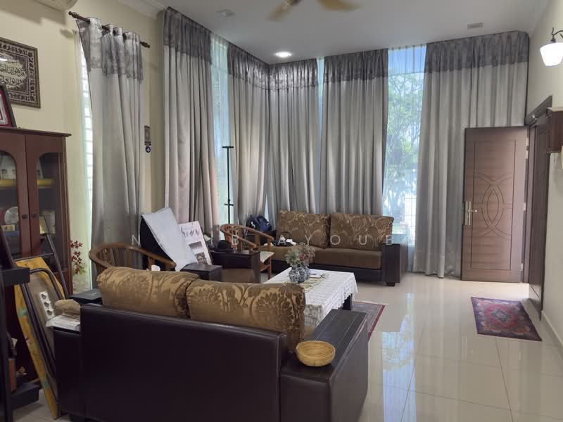 Rumah Banglo untuk Dijual di Subang Jaya (Selangor) - Najib Ayoubi - Living Room - PropertyGuru.com.my