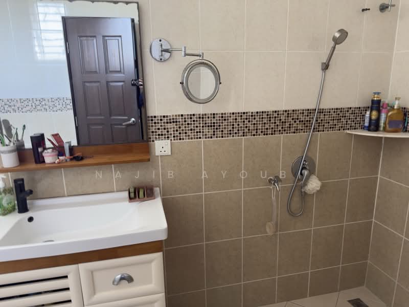 Rumah Banglo untuk Dijual di Subang Jaya (Selangor) - Najib Ayoubi - Bathroom - PropertyGuru.com.my