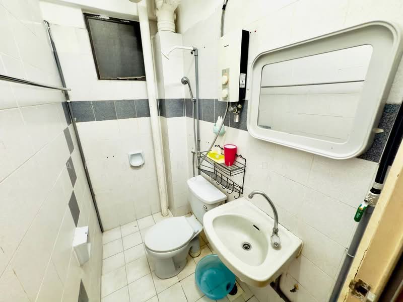 Condominium for Sale at Seri Mas Condominium - Akramin Firdaus Bin Mokhtar - PropertyGuru.com.my