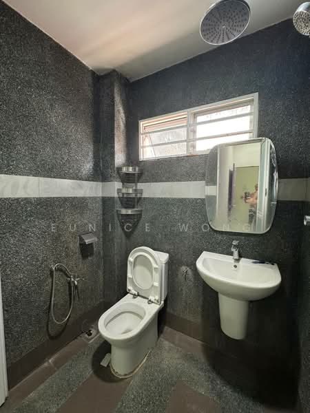 2-storey Terraced House for Sale in Sri Petaling (Kuala Lumpur) - Eunice Wong - Bathroom - PropertyGuru.com.my