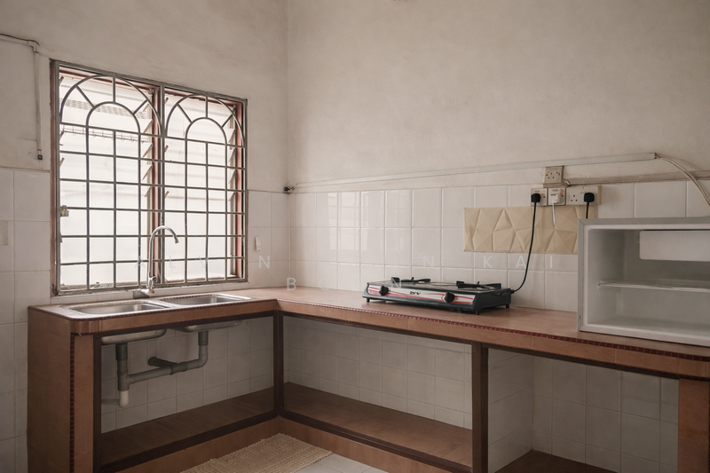 Pokok Mangga Double Storey Corner Lot untuk Untuk Dijual - RM 488,000, Mac 2026 - Kitchen - PropertyGuru.com.my