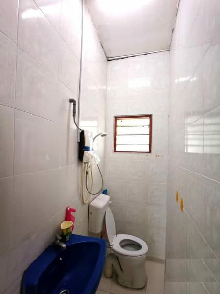 Pokok Mangga Double Storey Corner Lot untuk Untuk Dijual - RM 488,000, Mac 2026 - Bathroom - PropertyGuru.com.my