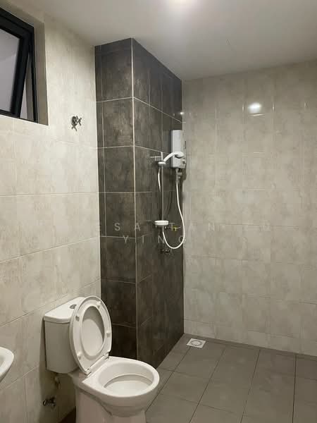 Condominium for Rent at Vista Bangi - Teresa Tan Zu Ying - Bathroom - PropertyGuru.com.my