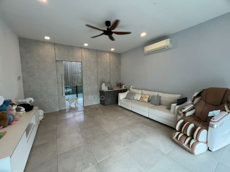 Bungalow for Sale in Taman Equine (Seri Kembangan) - Hugo Gooi - Living Room - PropertyGuru.com.my