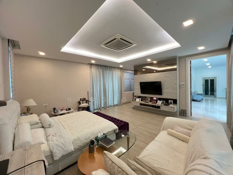 Bungalow for Sale in Taman Equine (Seri Kembangan) - Hugo Gooi - Bedroom - PropertyGuru.com.my