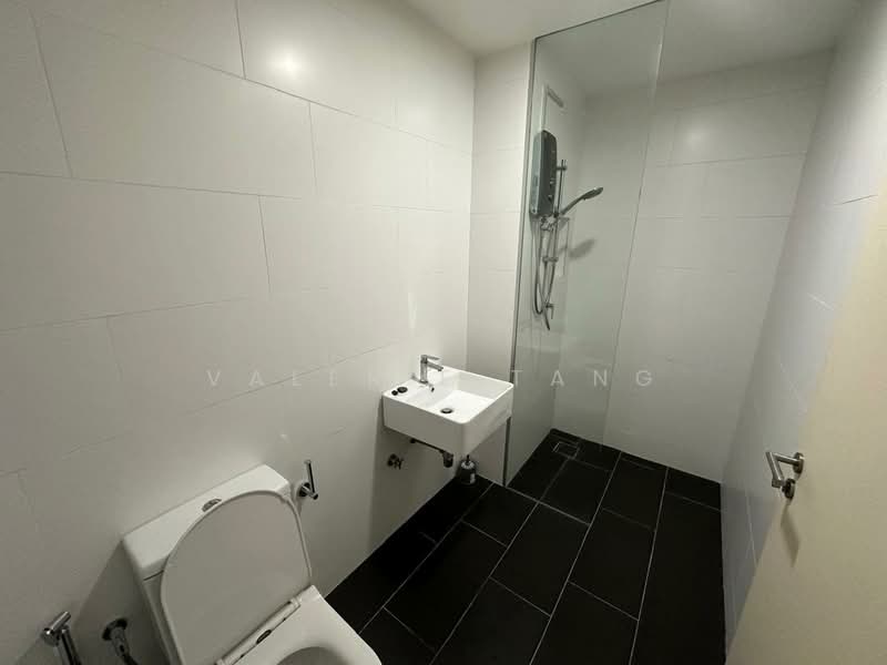 Service Residence for Rent at SqWhere Service Apartments - Valerie Tang - Bathroom - PropertyGuru.com.my
