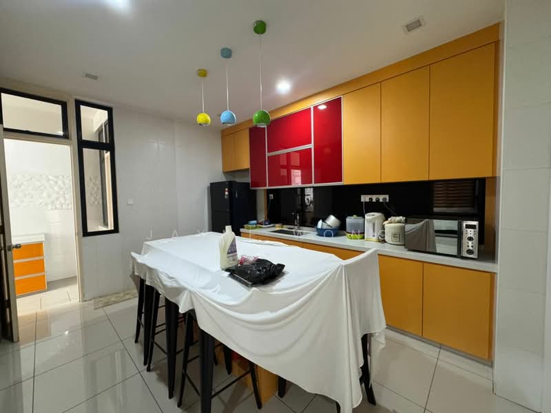 Cluster House for Sale in Bukit Indah (Iskandar Puteri (Nusajaya)) - Jayne Wong - Kitchen - PropertyGuru.com.my