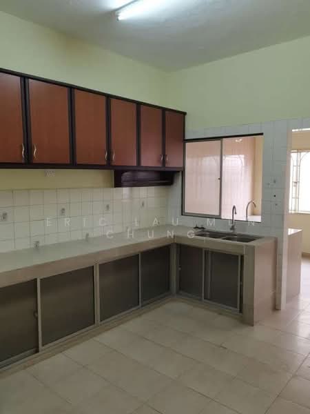 Jalan Merak, Bandar Puchong Jaya untuk Untuk Dijual - RM 789,000, Mac 2026 - Kitchen - PropertyGuru.com.my