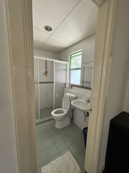 Condominium for Rent at Seri Maya Condominium - Lilian Tan - Bathroom - PropertyGuru.com.my