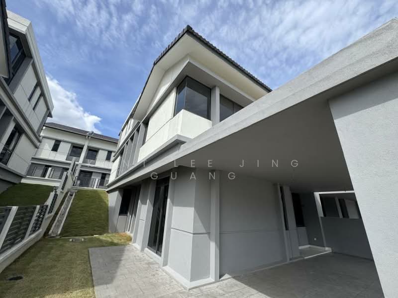 Semi-Detached House for Sale in Amverton Hills (Sungai Buloh) - Kent Lee Jing Guang - Exterior - PropertyGuru.com.my