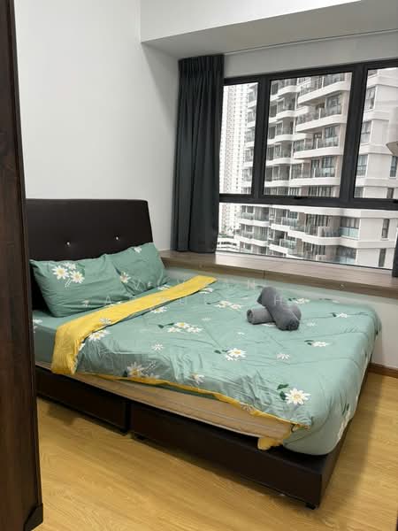 Condominium for Sale at Bay Point @ Country Garden Danga Bay - Vivian Abdullah - Bedroom - PropertyGuru.com.my
