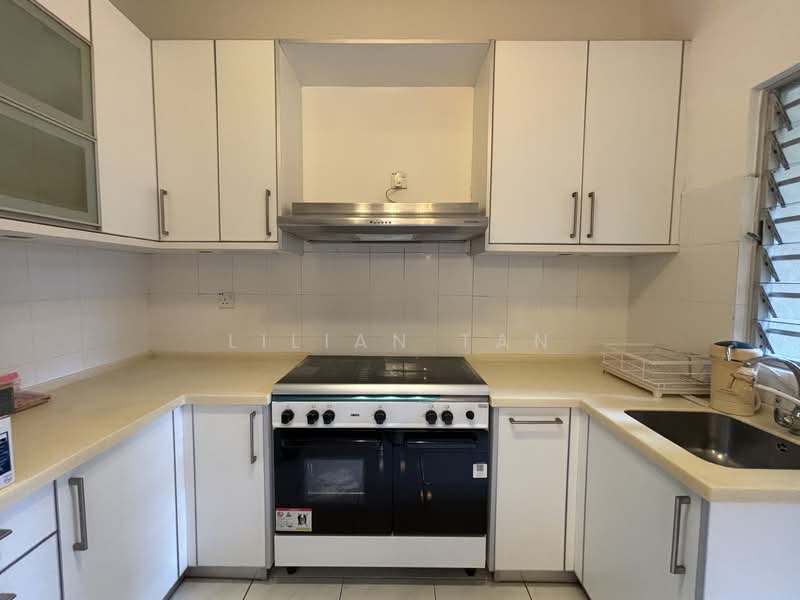 Condominium for Rent at Seri Maya Condominium - Lilian Tan - Kitchen - PropertyGuru.com.my