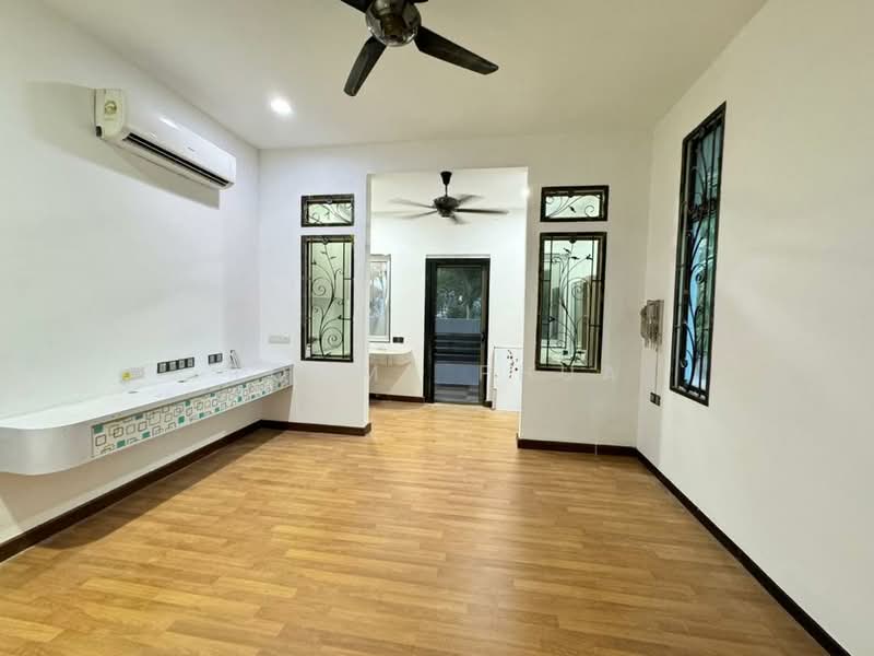 Jalan Harmonium 21, Taman Desa Tebrau untuk Untuk Disewa - RM 4,999 /bulan, Mac 2026 - PropertyGuru.com.my