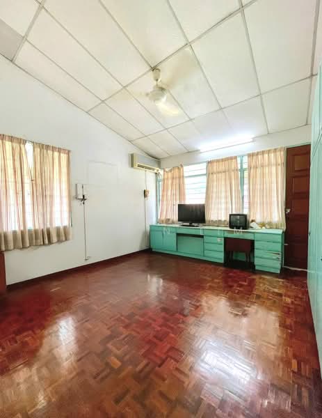 Semi-Detached House for Sale in Tanjung Tokong (Penang) - Kelvin Lim - PropertyGuru.com.my